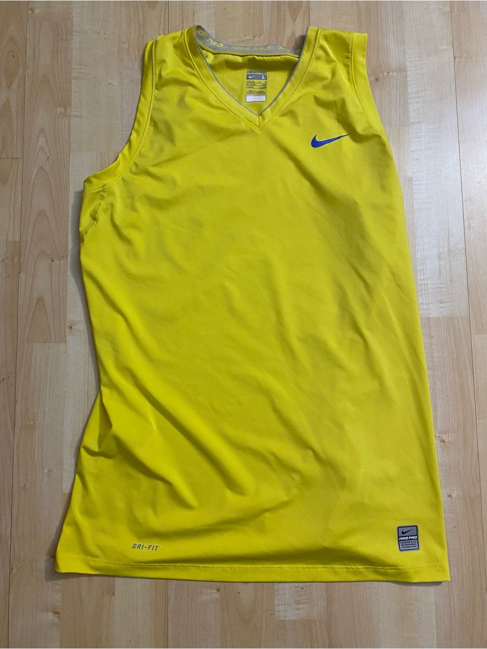 Nike Pro Dri Fit Men’s Large Tank Top